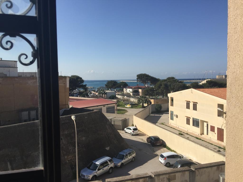 Il Bastione Duca D'Aosta Bed & Breakfast Trapani Ngoại thất bức ảnh
